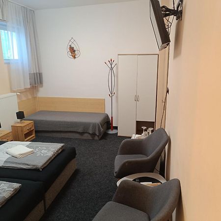 Penzion Hády Brno Ngoại thất bức ảnh