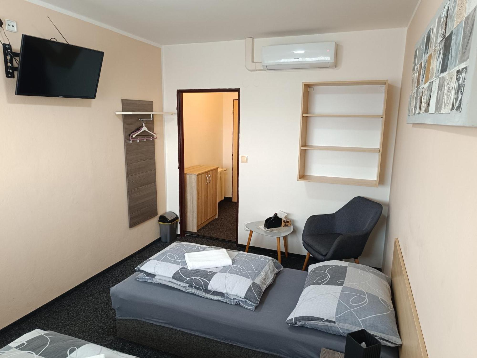 Penzion Hády Brno Ngoại thất bức ảnh